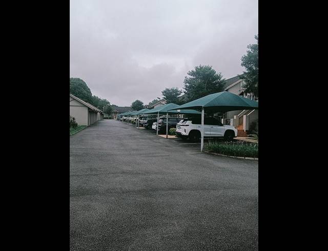 1 BEDROOM APARTMENT FOR SALE IN HILLCREST